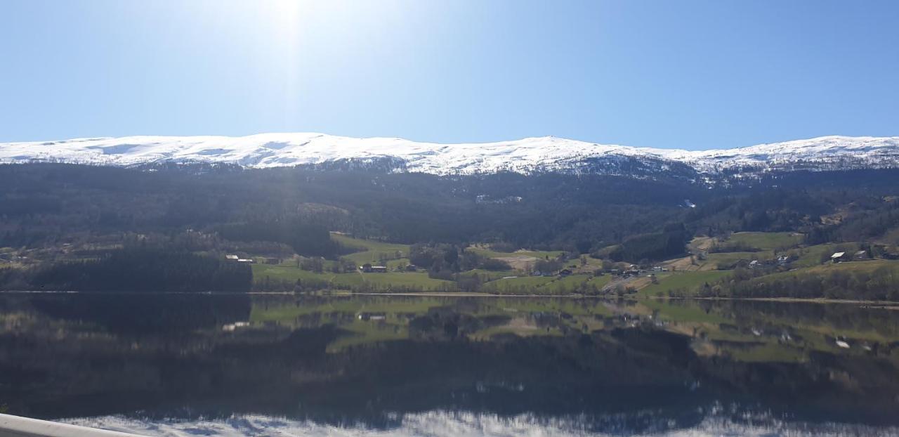 New And Exclusive Cottage In Voss With A Great View Skulestadmo Екстер'єр фото